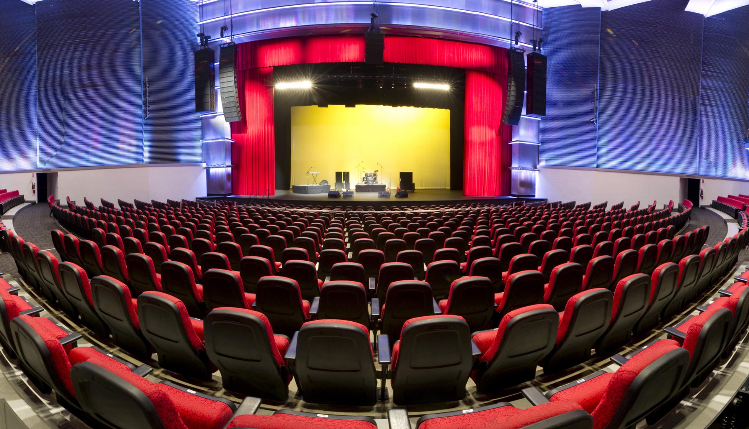 فندق بلاسيو موندو إمبريال أكابولكو المظهر الخارجي الصورة The interior of the main auditorium