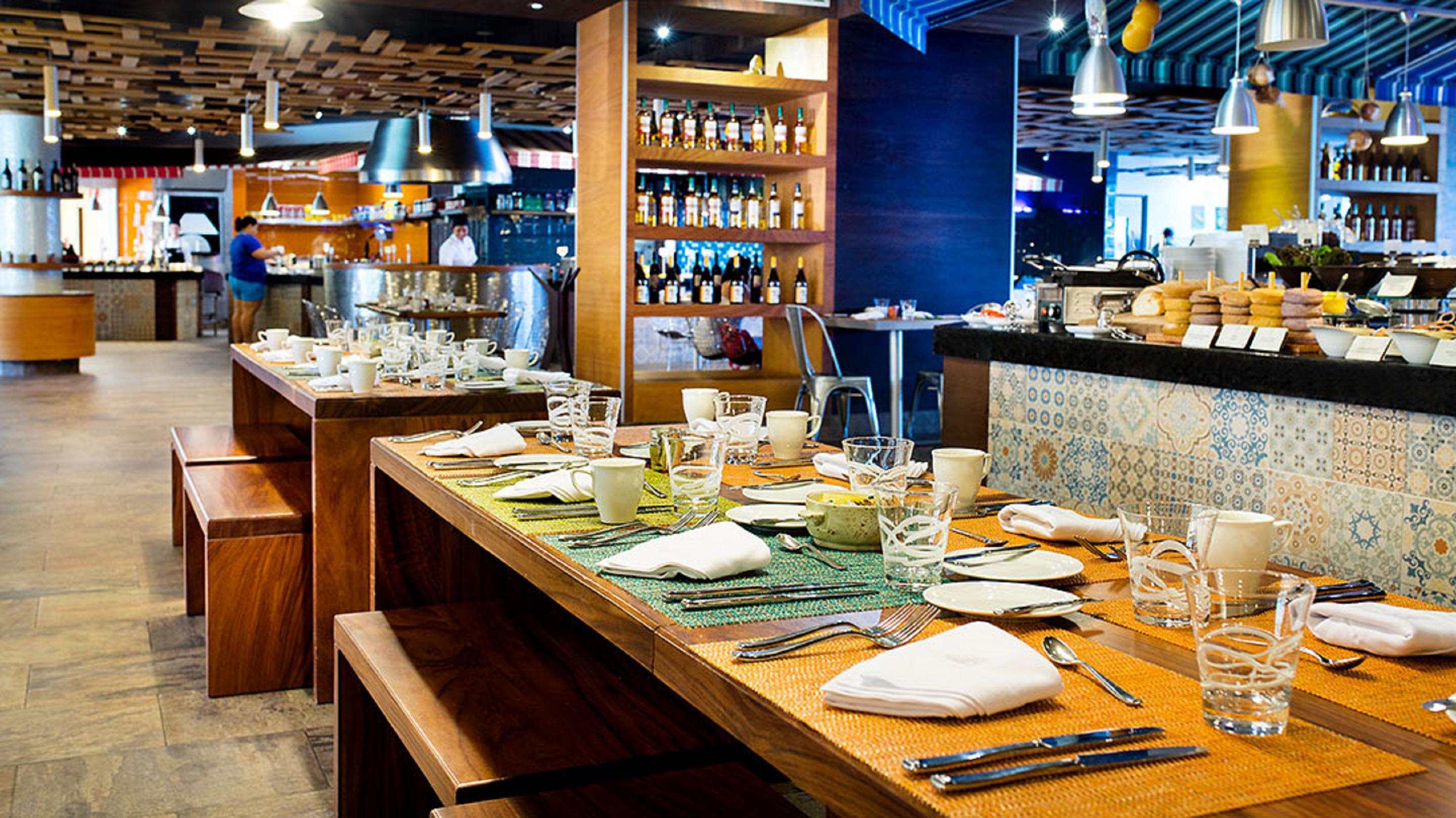 فندق بلاسيو موندو إمبريال أكابولكو المظهر الخارجي الصورة The interior of the restaurant